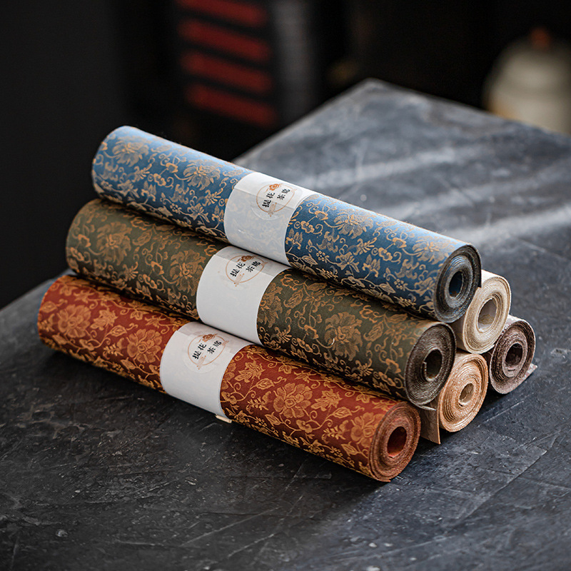 Table Runner - Tangled Lotus Blossom Elegant Silk Damask
